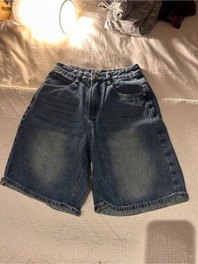 High-Rise Relaxed Fit Denim Bermuda Shorts - Dark Blue